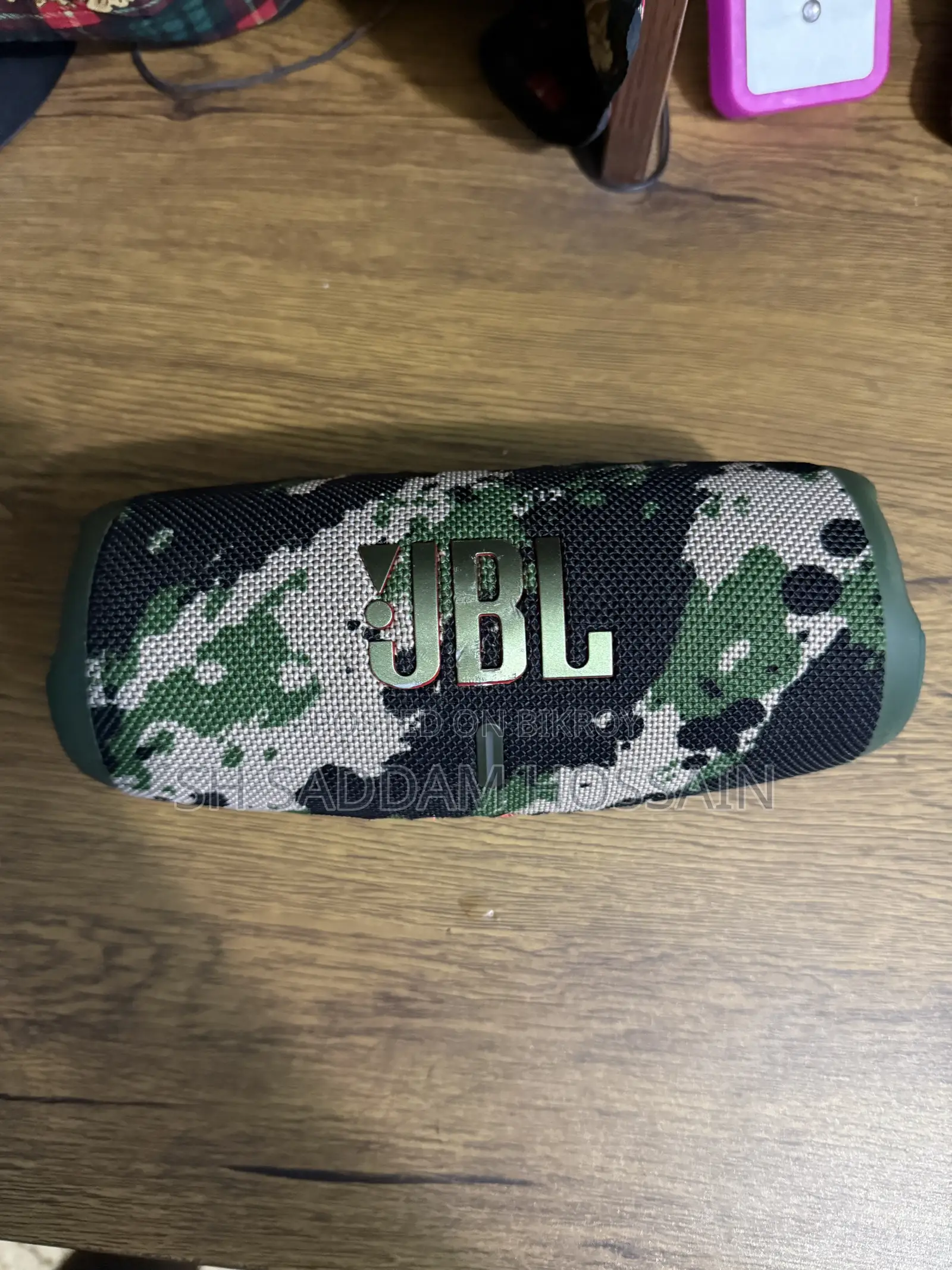 জেবিএল চার্জ ৫