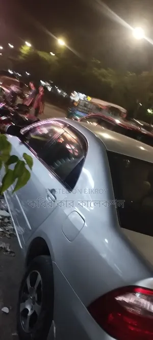 Toyota Corolla 2004 Silver