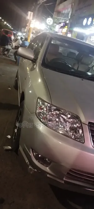 Toyota Corolla 2004 Silver