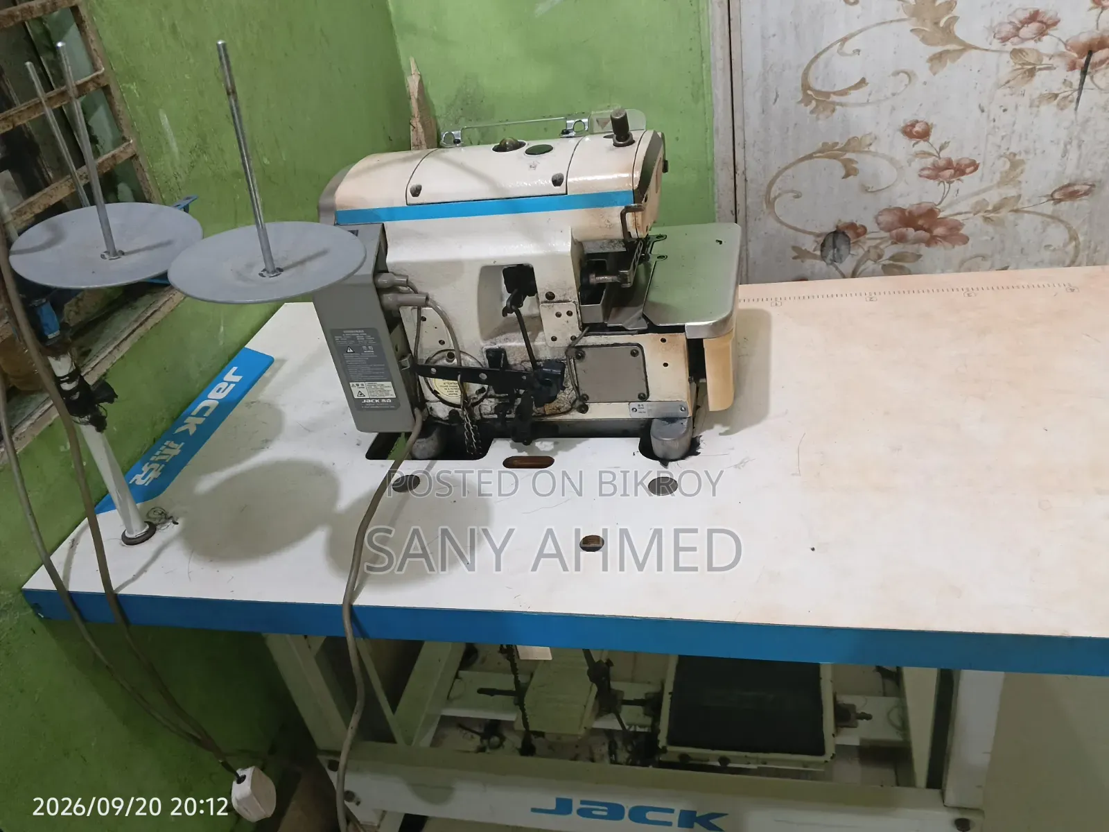 ২ জ্যাক এফ৪ সেলাই মেশিন ১ জ্যাক ই৪এস