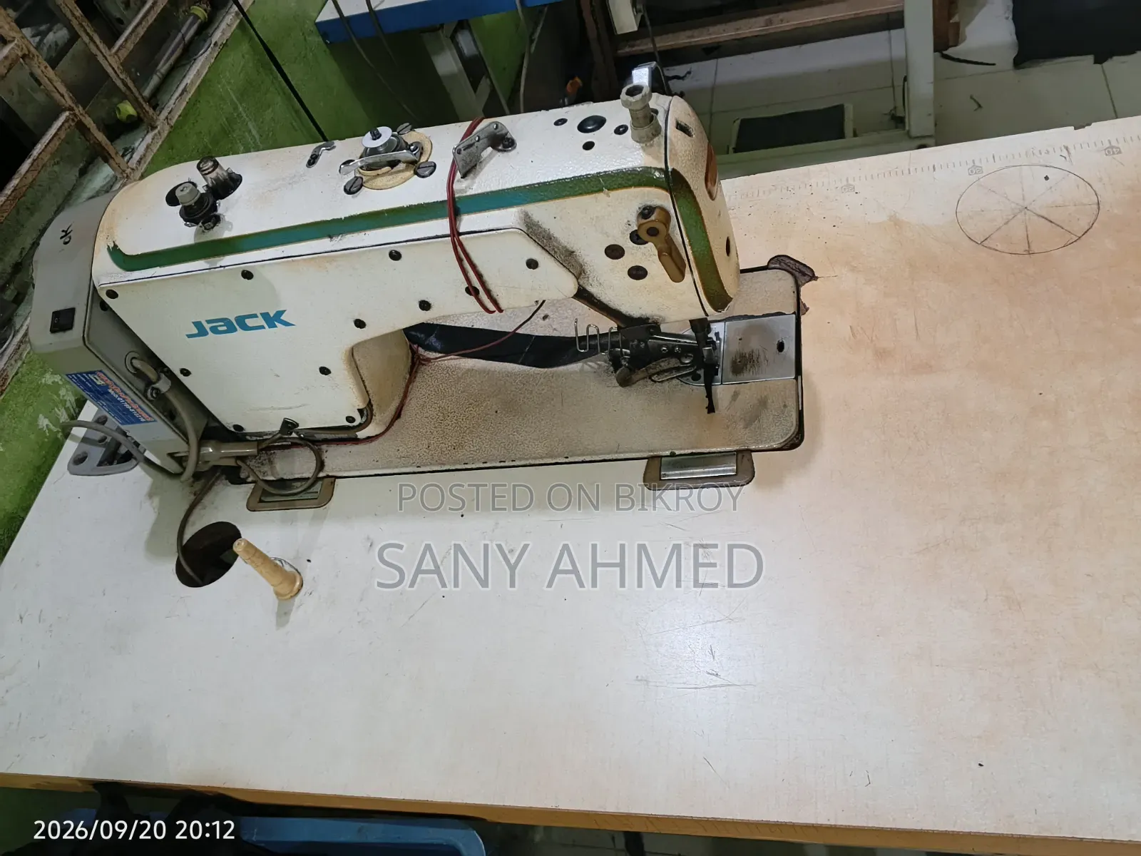 ২ জ্যাক এফ৪ সেলাই মেশিন ১ জ্যাক ই৪এস