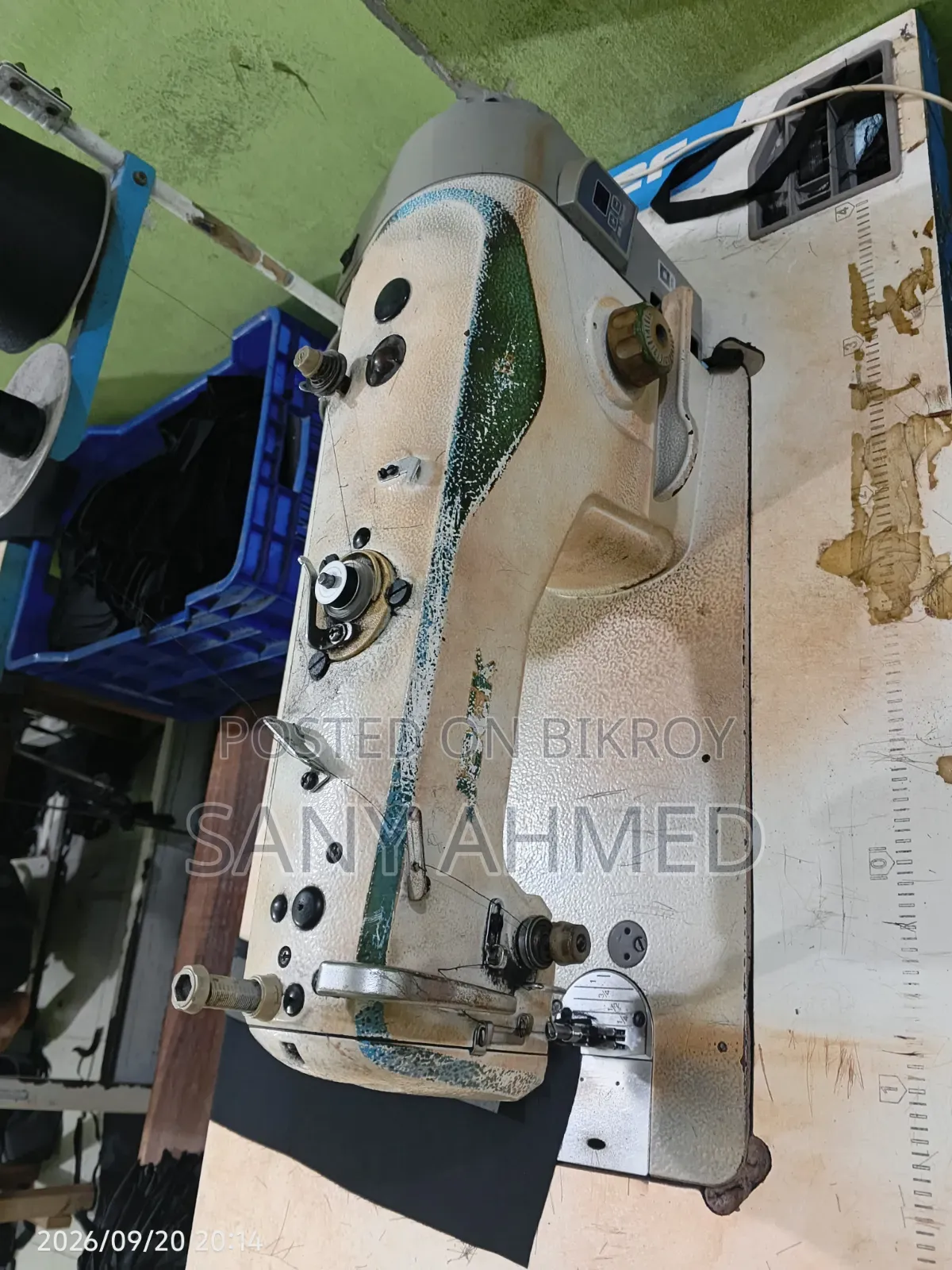 ২ জ্যাক এফ৪ সেলাই মেশিন ১ জ্যাক ই৪এস