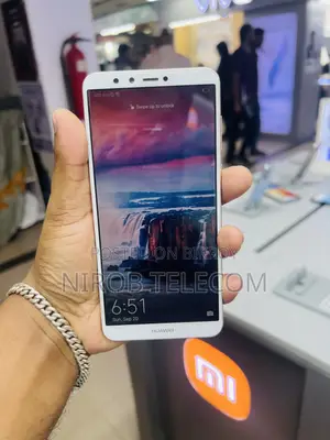 Huawei Y9 32 GB Gold