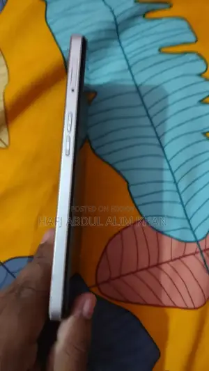 অপ্পো এ৭৭এস ১২৮ জিবি ব্রোঞ্জ