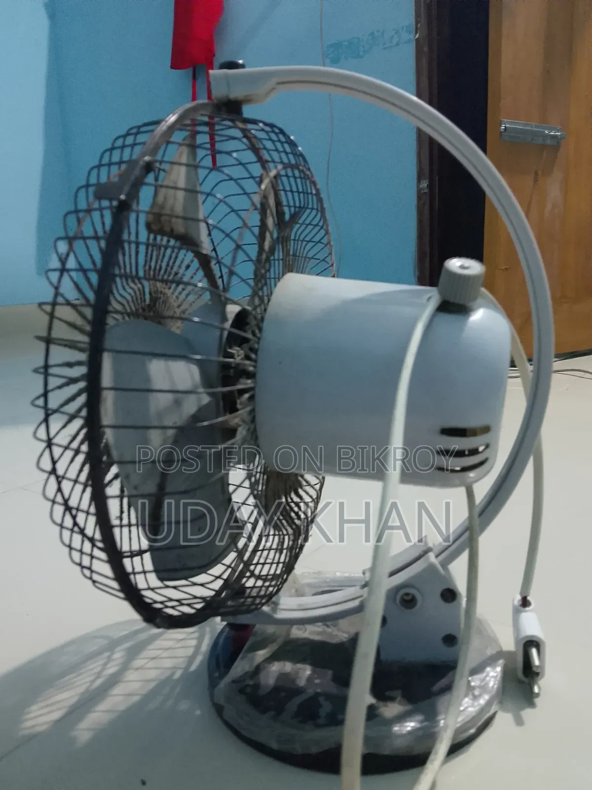 পুরাতন ফ্রেশ ফ্যান বিক্রি হবে