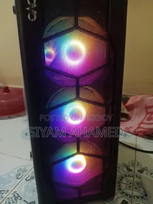 New Desktop Computer 8GB AMD Ryzen 5 SSD 256GB