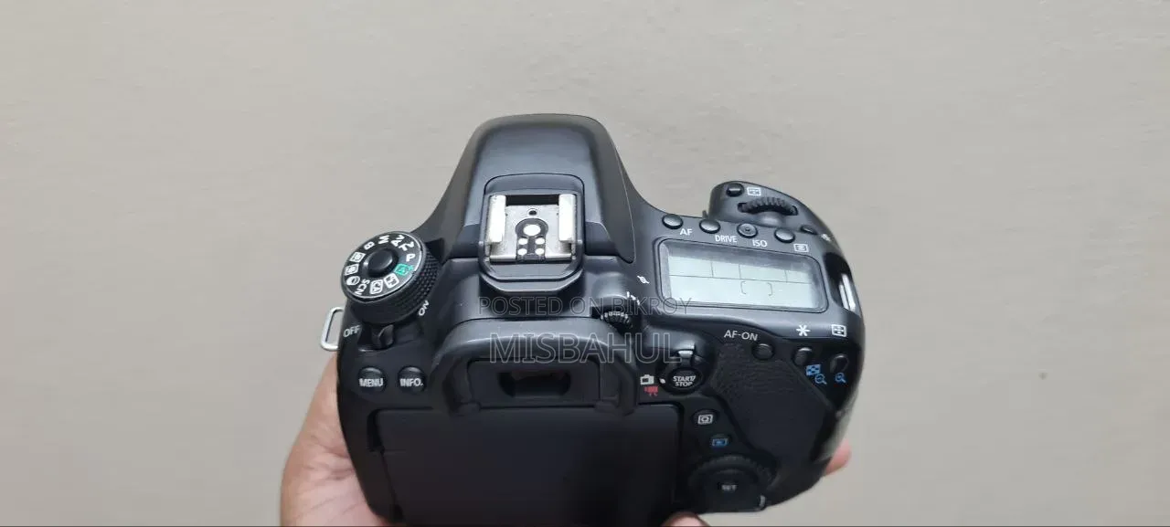 Canon EOS 80D DSLR Camera — Full Set | 4 Battery + 64GB Card