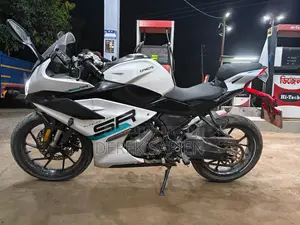 CFMoto 300SR 2025 White