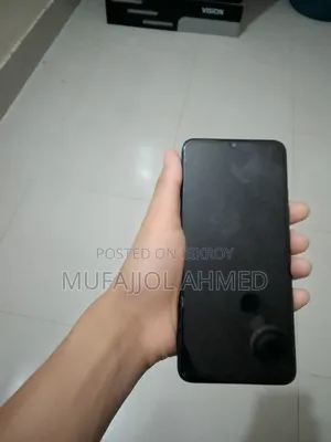 Tecno Spark Go 128 GB Blue