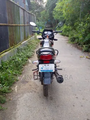 টিভিএস মেট্রো ২০১৭ কালো
