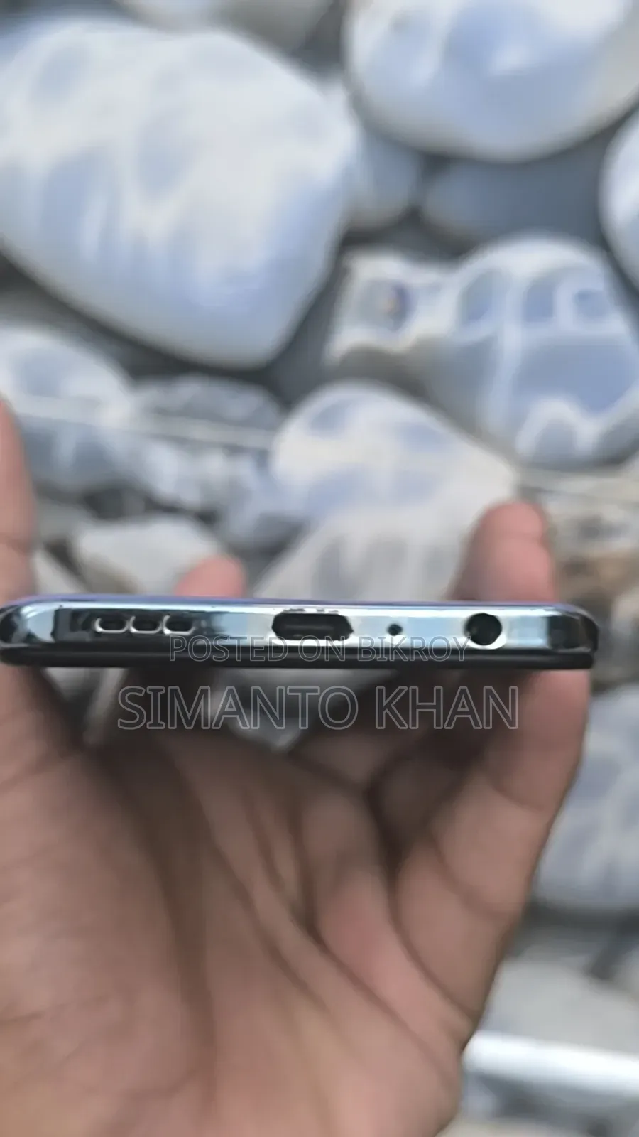 অপ্পো এফ১৫ ২৫৬ জিবি নীল