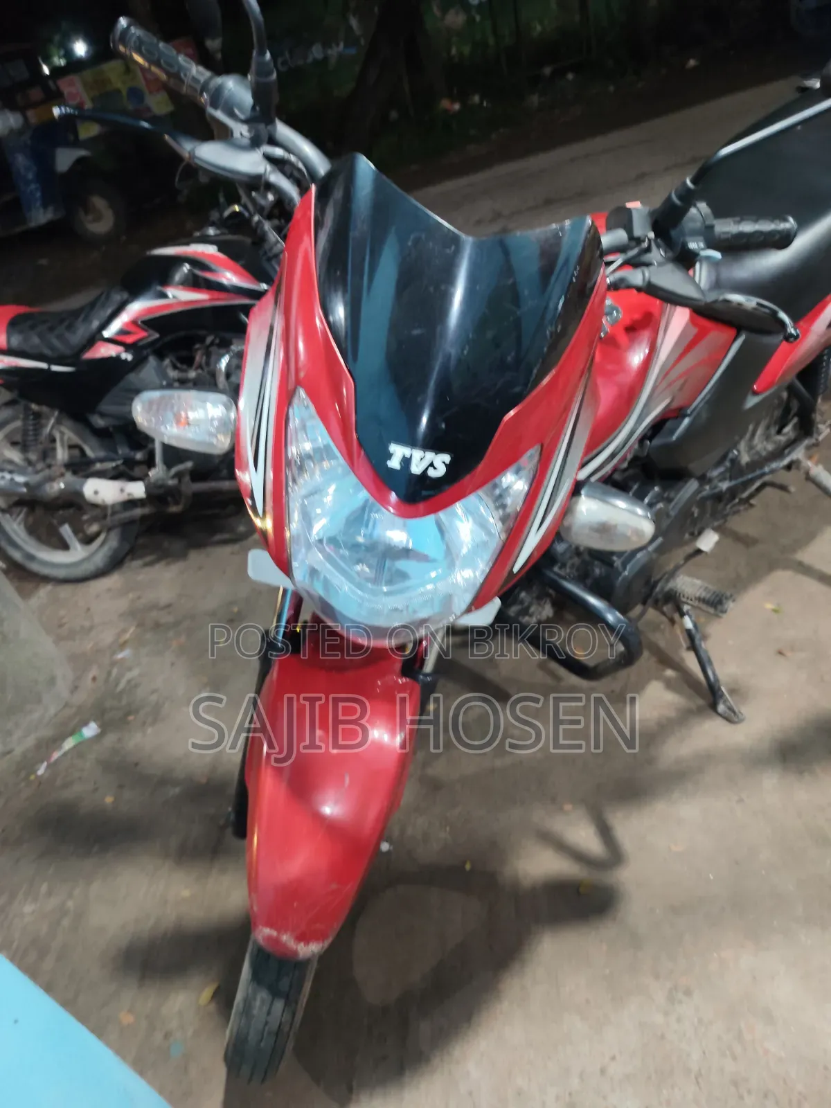 TVS Metro 2025 Red