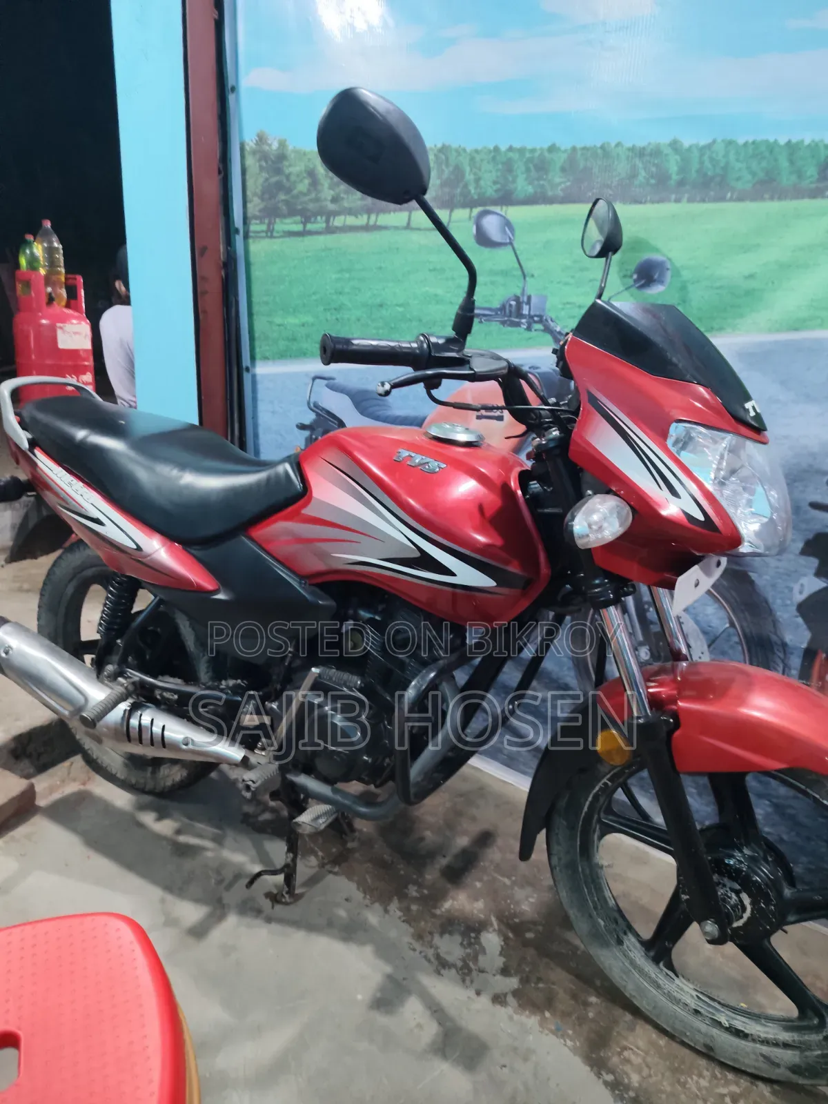 TVS Metro 2025 Red