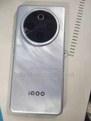iQOO Z10 256 GB White