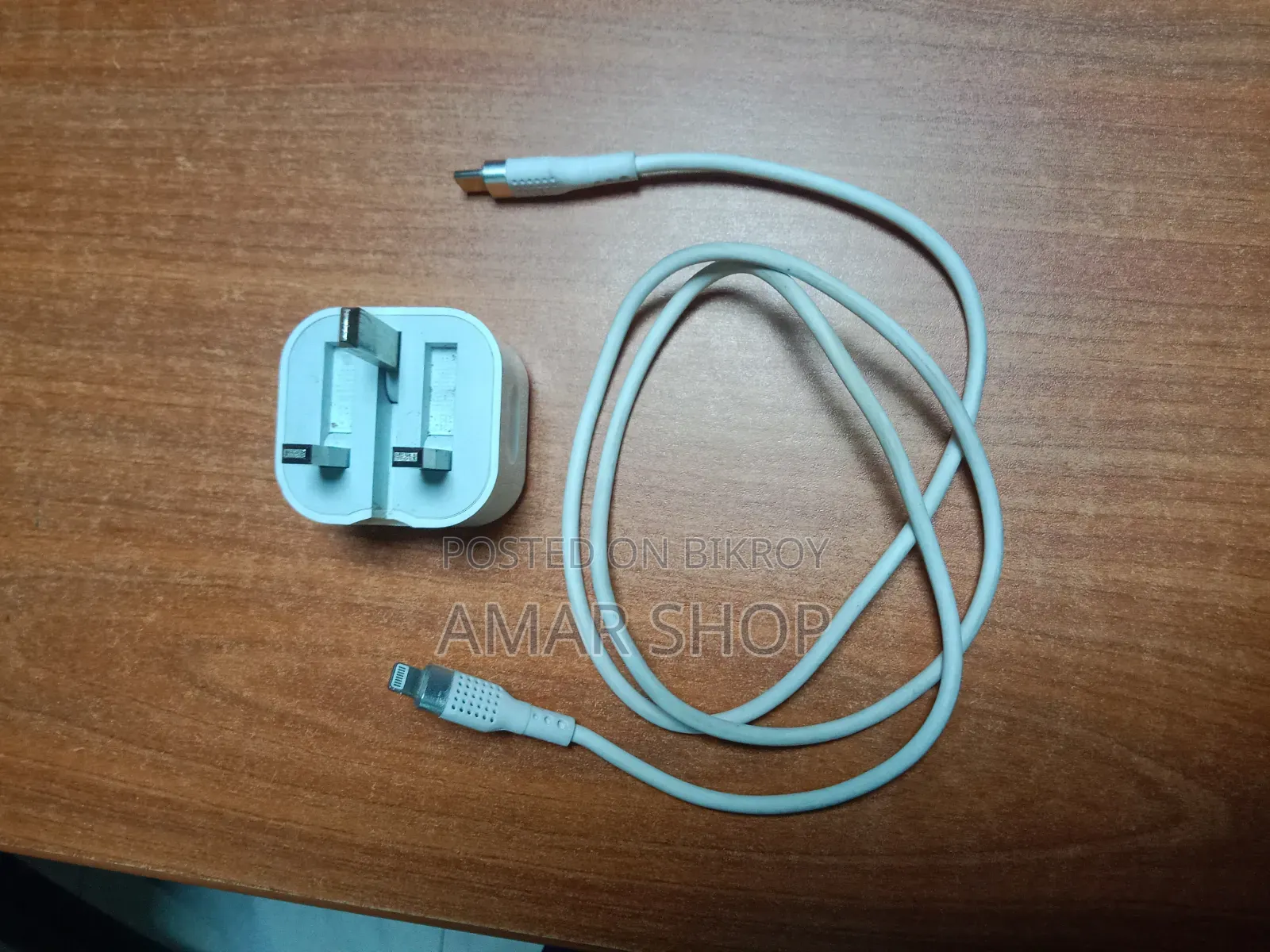 iPhone 13 Pro Max Original Charger 40W – Lightly used, absolutely good