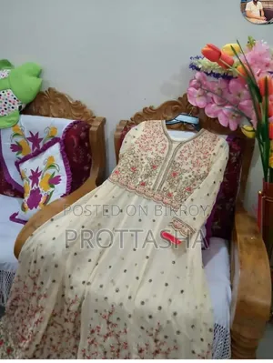 পার্টি গাউন, লং গাউন