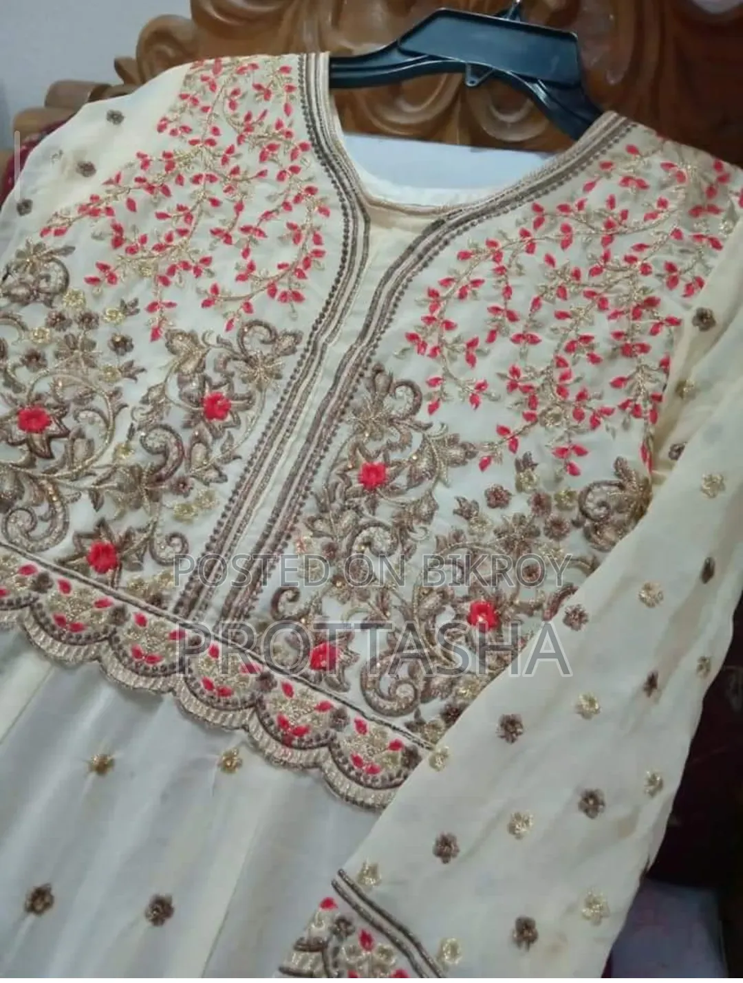 পার্টি গাউন, লং গাউন