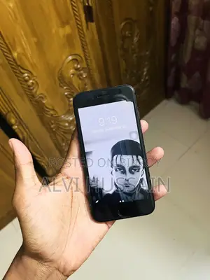 অ্যাপল আইফোন ৭ ৩২ জিবি ব্ল্যাক