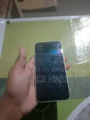 অ্যাপল আইফোন ১২ ১২৮ জিবি হোয়াইট