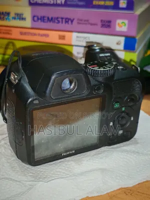 Camera SLR Fujifilm S2100 Hd
