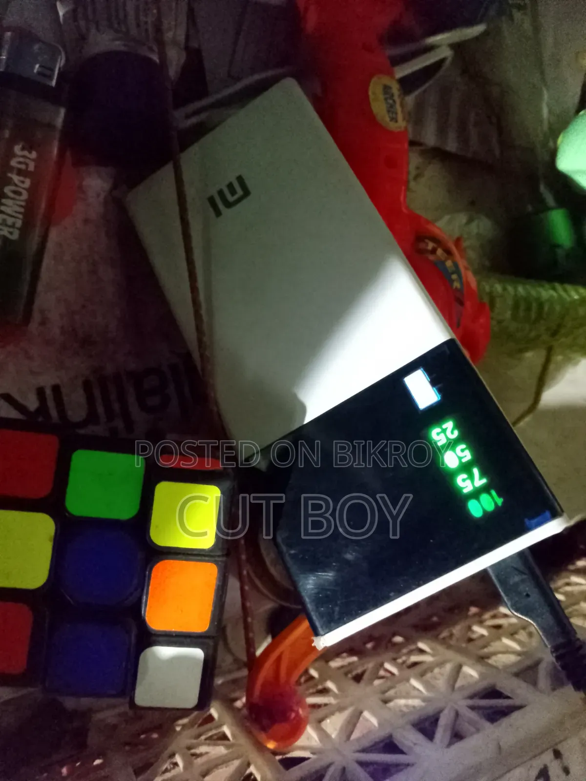 Power bank very good, it has been 2 days, foreign