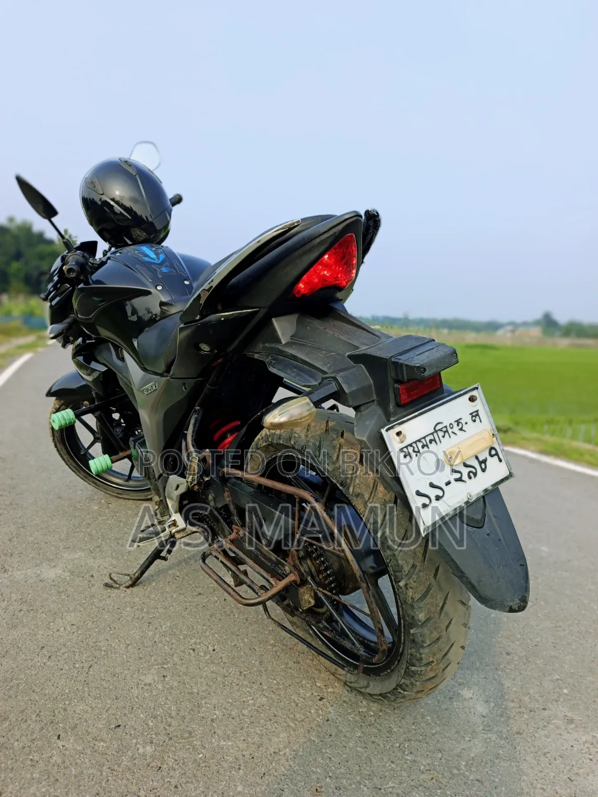 সুজুকি গিক্সার ২০১৫ ব্ল্যাক