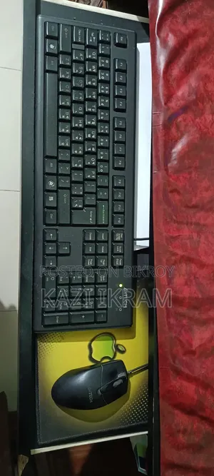 ডেস্কটপ কম্পিউটার গিগাবাইট জিবি-বিকেআই৭টি-৭৫০০ ১২৮জিবি ইন্টেল কোর আই৩ এইচিডি ৫১২জিবি