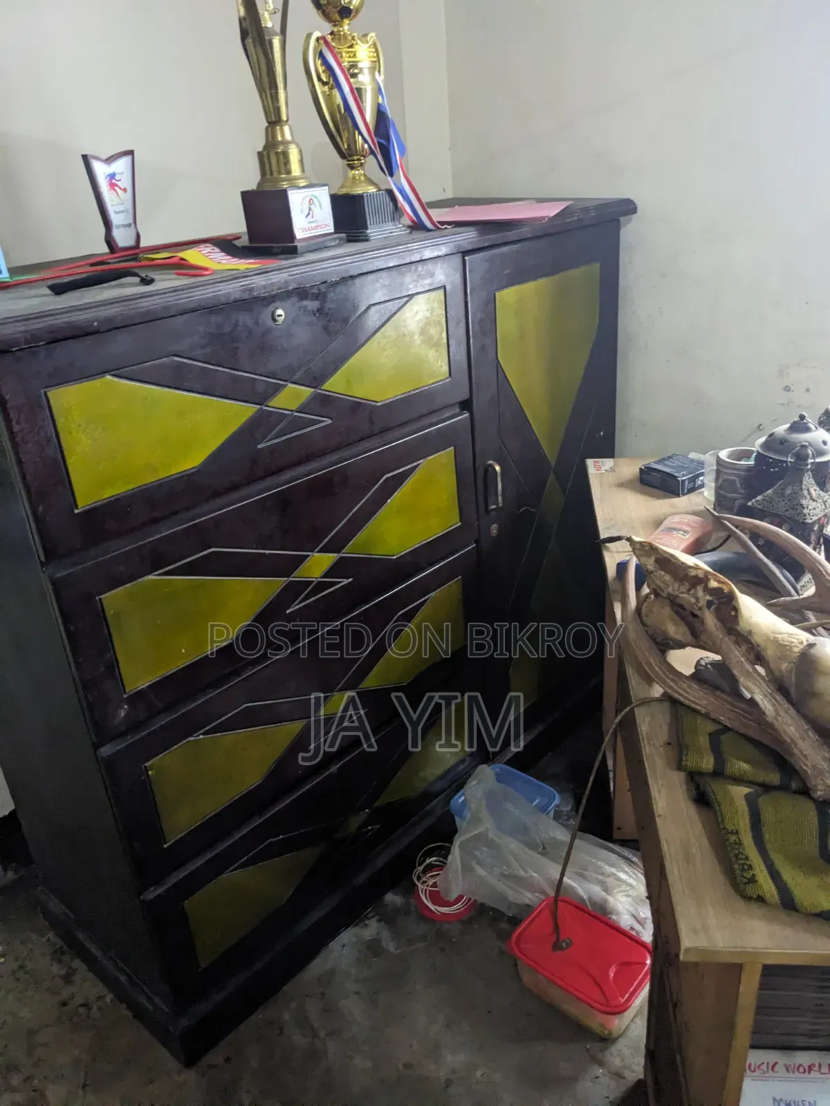 Wardrobe for Sell