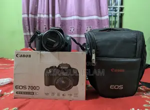 ক্যানন ৭০০ডি