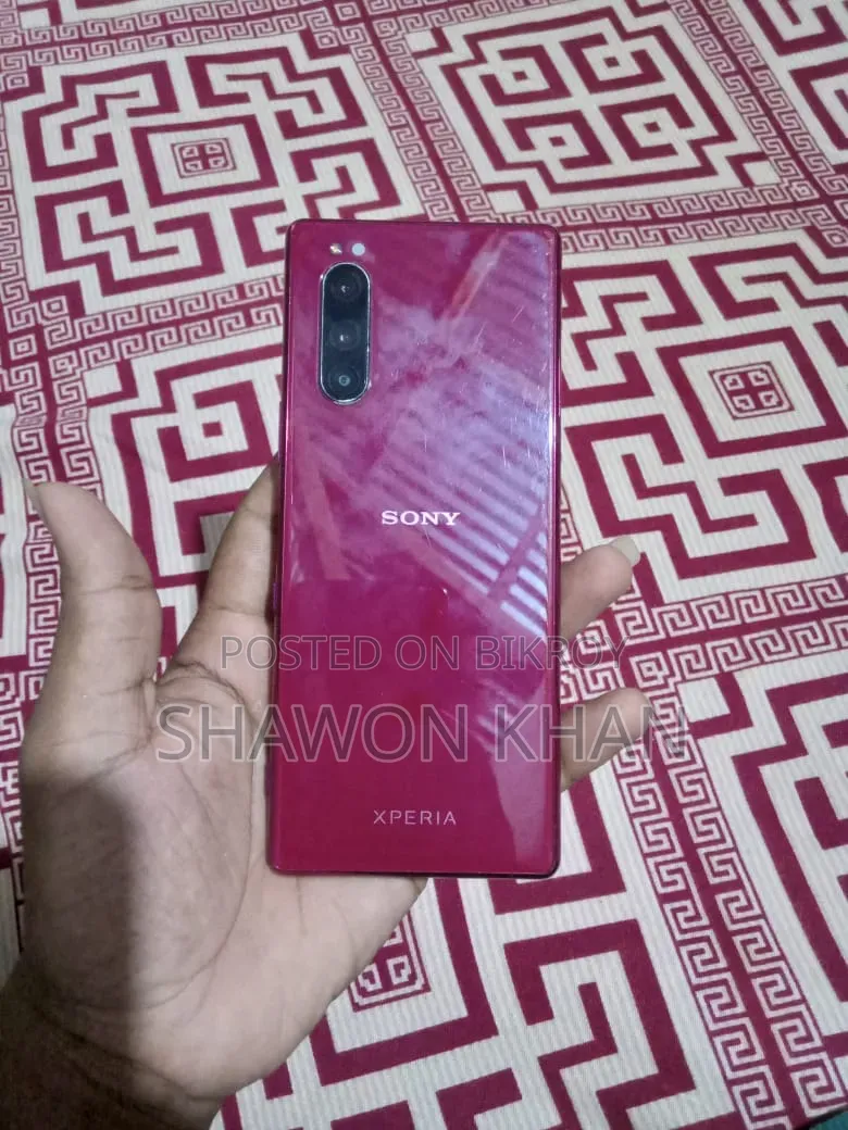 New Sony Xperia 5 128 GB
