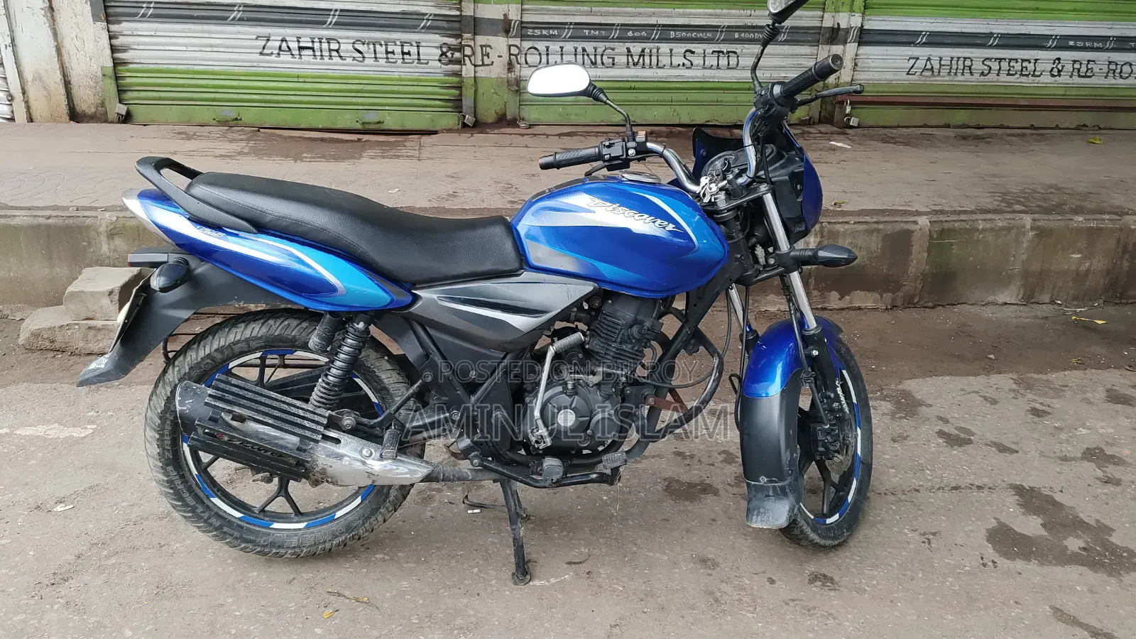 বাজাজ ডিসকভার ১২৫ ২০১৮ নীল
