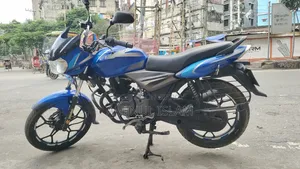 বাজাজ ডিসকভার ১২৫ ২০১৮ নীল