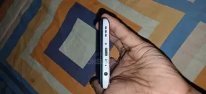 Vivo Y50 128 GB Purple