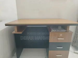 Office Chair and Table