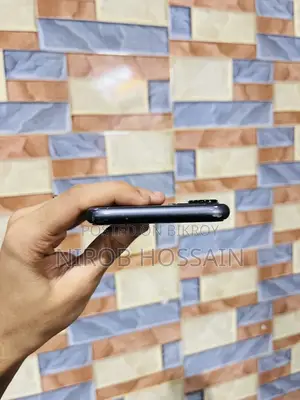 অ্যাপল আইফোন ১১ ১২৮ জিবি ব্ল্যাক