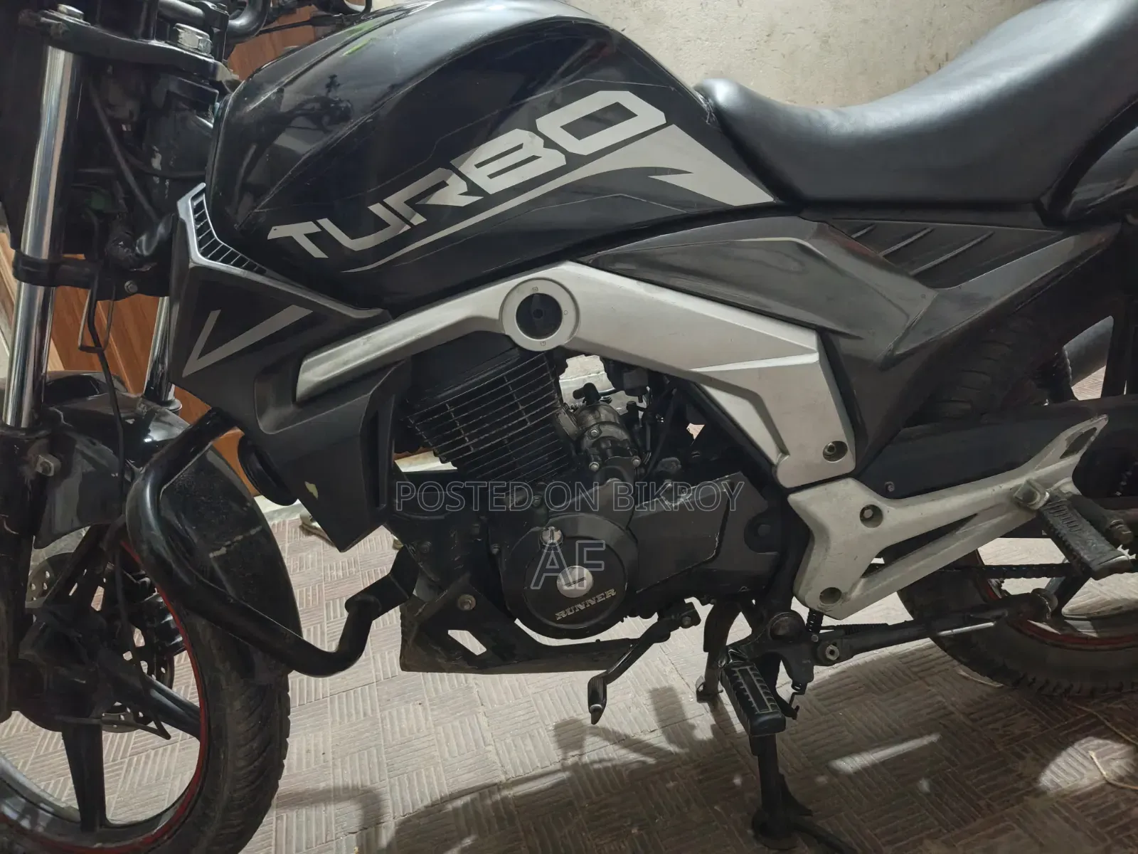 New Runner Turbo V2 2022 Black