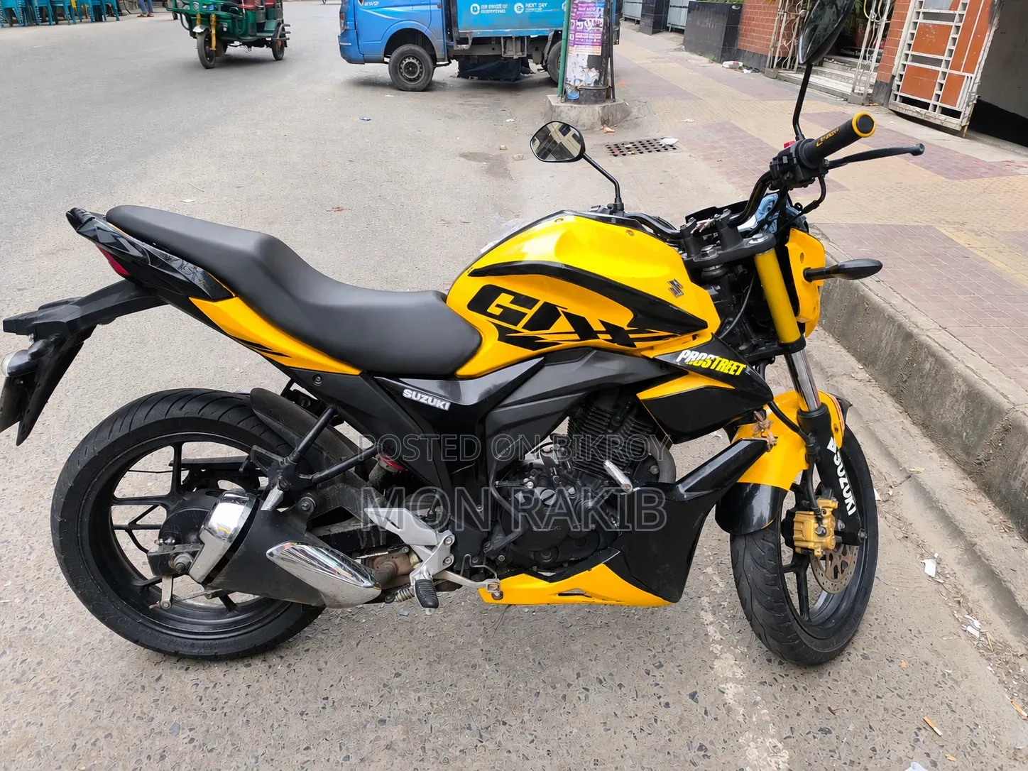 Suzuki Gixxer 2024 Yellow