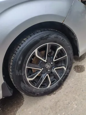 Toyota Axio 2019 Silver