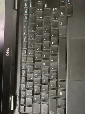 Laptop Dell Latitude 7490 4GB Intel Core i5 SSD 128GB