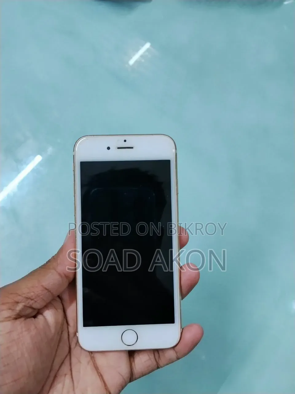 Apple iPhone 6s 64 GB