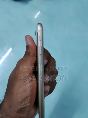 Apple iPhone 6s 64 GB
