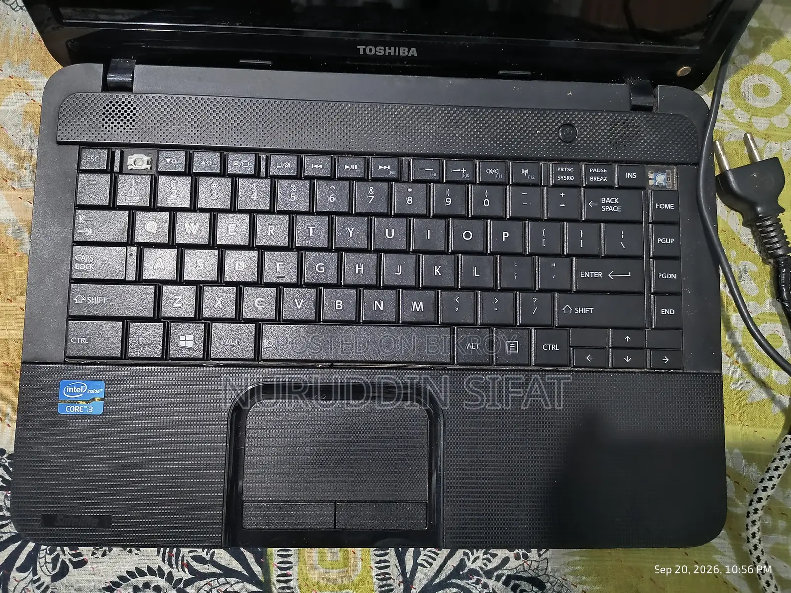 Laptop Toshiba Satellite C840 4GB Intel Core i3 HDD+SSD 500GB