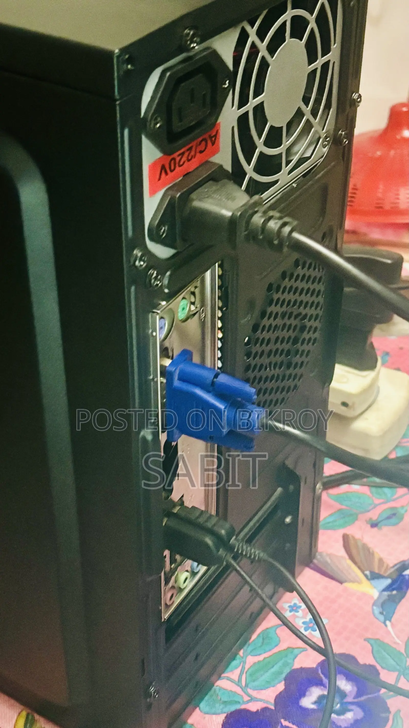Desktop Computer Gigabyte 12GB Intel Core i3 HDD+SSD 128GB