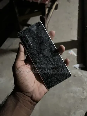সনি এক্সপেরিয়া ৫ আইভি ১২৮ জিবি সিলভার