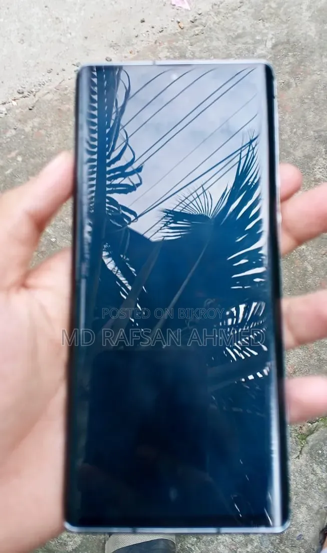 Sharp Aquos R6 128 GB Silver
