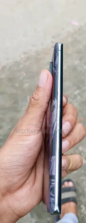 Sharp Aquos R6 128 GB Silver