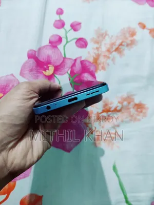 নতুন ইনফিনিক্স হট ৩০আই ১২৮ জিবি ব্লু