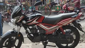 টিভিএস মেট্রো প্লাস ২০২৪ কালো