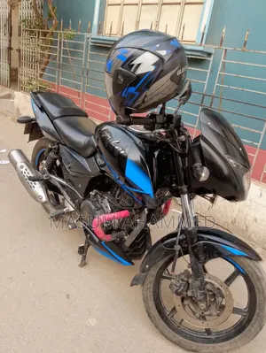 বাজাজ পালসার ১৫০ ২০২০ ব্রাউন