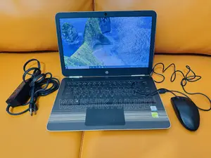 Laptop HP Pavilion 14-ce1000 4GB Intel Core i5 HDD 1T